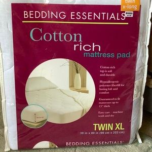 Bedding Essentials mattress pad TWIN XL
